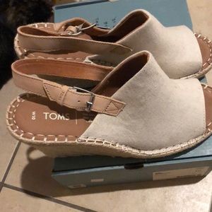 Size 10 Toms Monica Espadrille Wedge